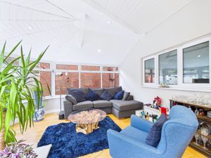 Photo 32- click for photo gallery